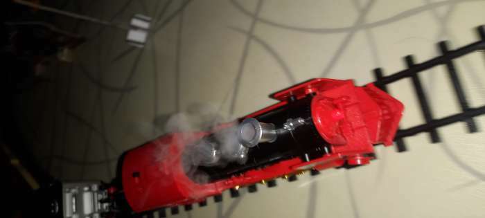 Фотография покупателя товара Железная дорога «Скорый поезд», радиоуправление, эффект дыма - Фото 1