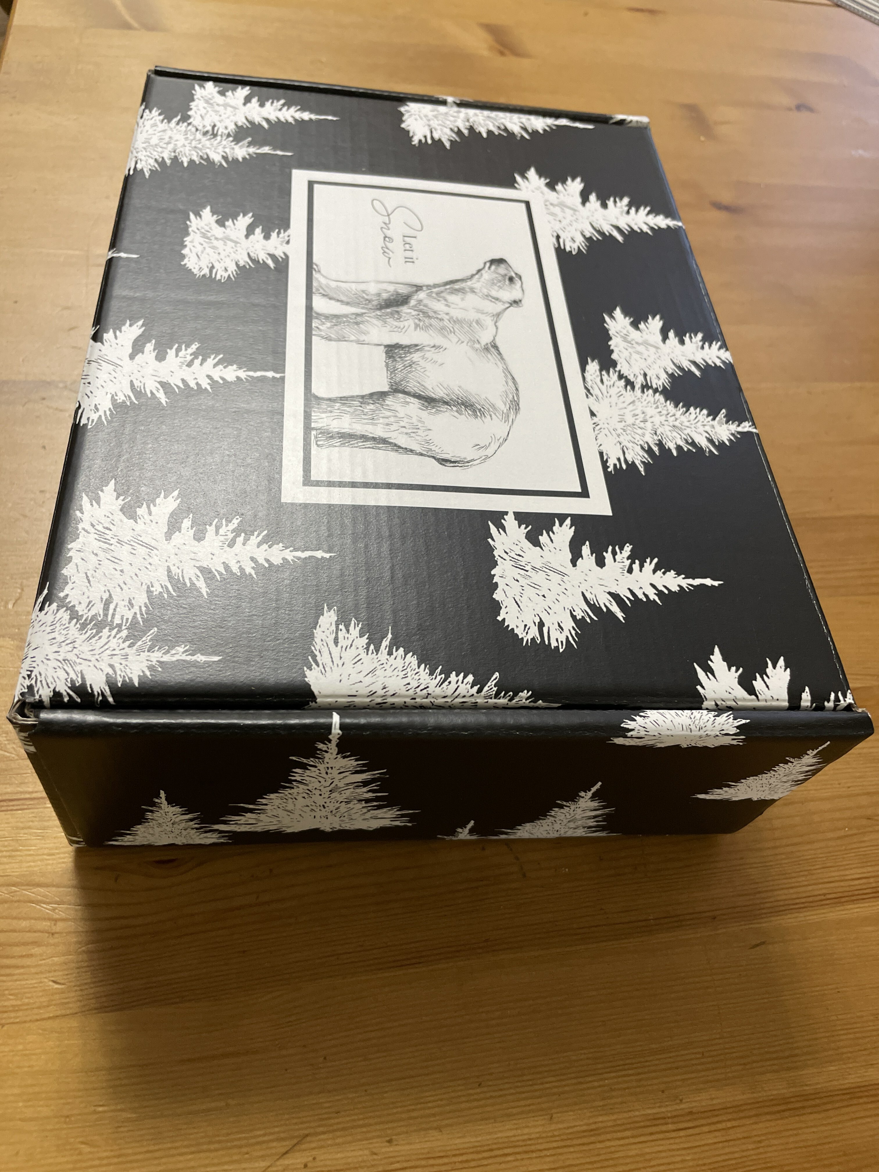 Фотография покупателя товара Складная коробка «Новый год», 30,7 × 22 × 9,5 см - Фото 2