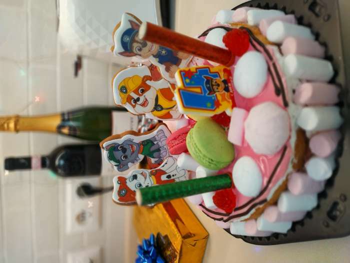 Фотография покупателя товара Свеча в торт цифра 4 "С Днем рождения",  Щенячий патруль - Фото 3