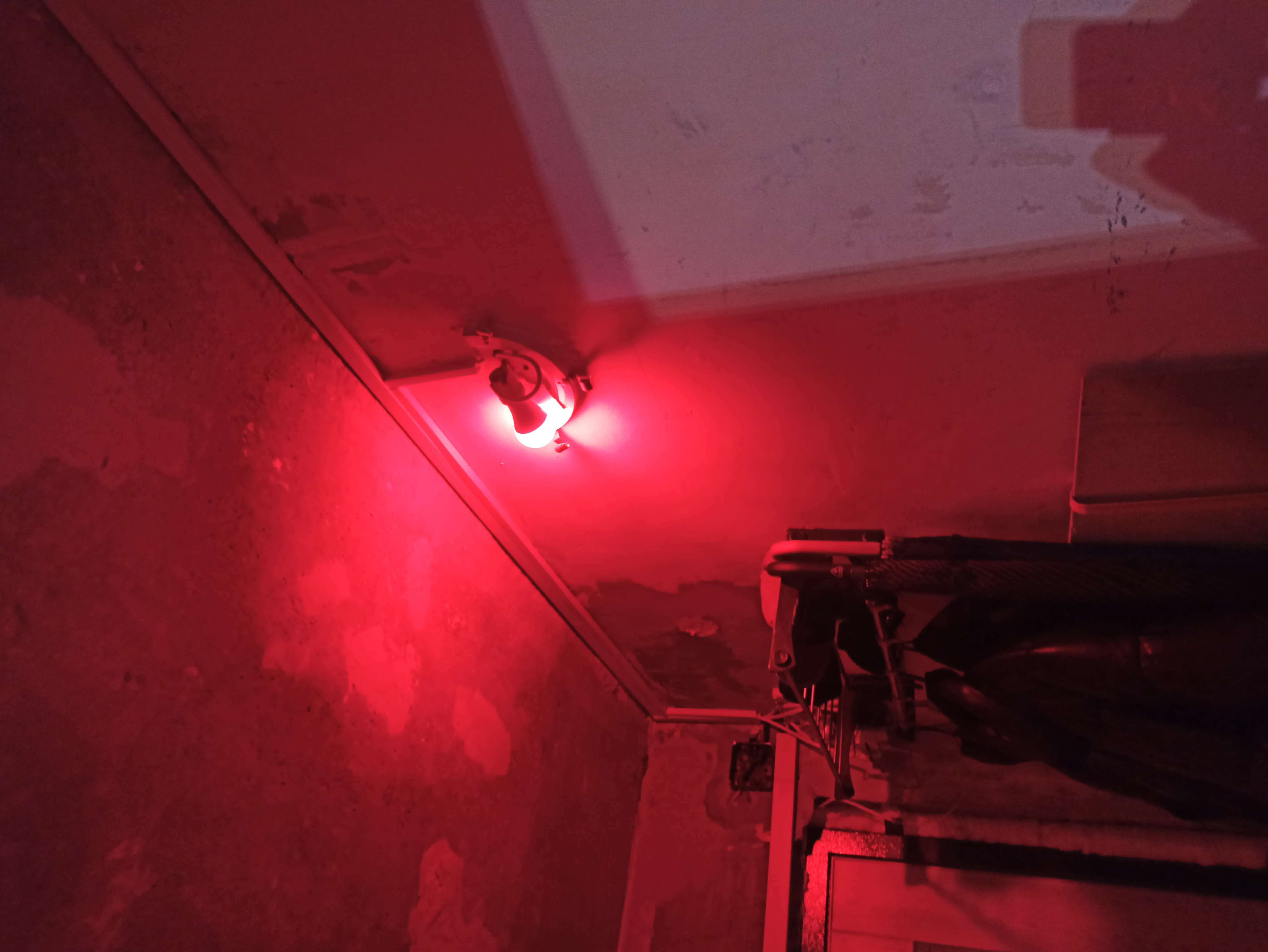 Фотография покупателя товара Лампа светодиодная RGB+W, с пультом , А60, 13 Вт, 1040 Лм, Е27, 220 В - Фото 5