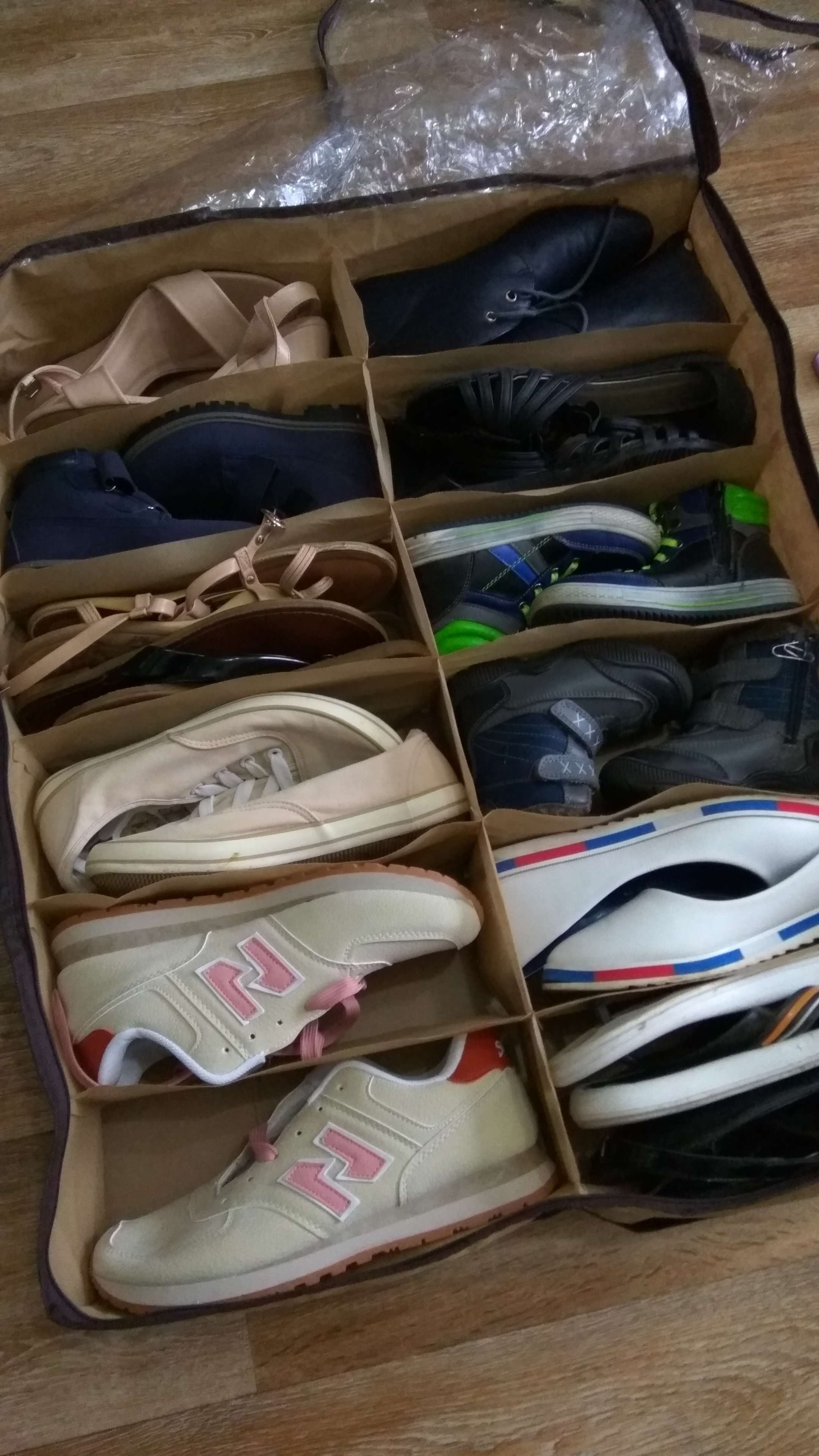 Фотография покупателя товара Кофр для обуви, 12 отделений, 65×54×10 см, цвет бежевый - Фото 5