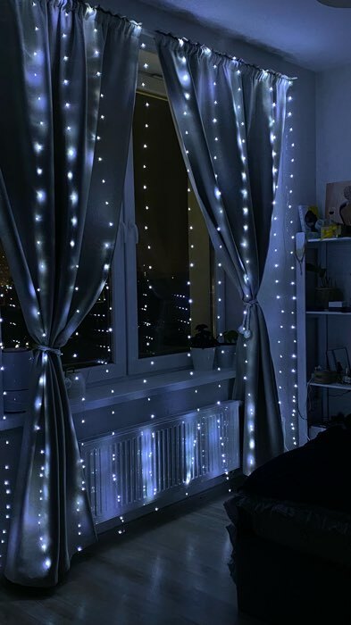 Фотография покупателя товара Гирлянда «Занавес» 2.8 × 3 м роса на крючках, с пультом, IP20, серебристая нить, 300 LED, свечение белое, 8 режимов, USB - Фото 5
