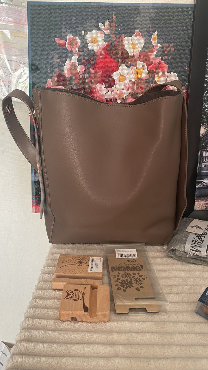 Фотография покупателя товара Сумка-мешок на магните, цвет коричневый - Фото 2