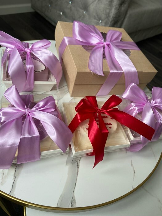 Фотография покупателя товара Коробка под бенто-торт, белая, 11 х 11 х 8,5 см - Фото 17
