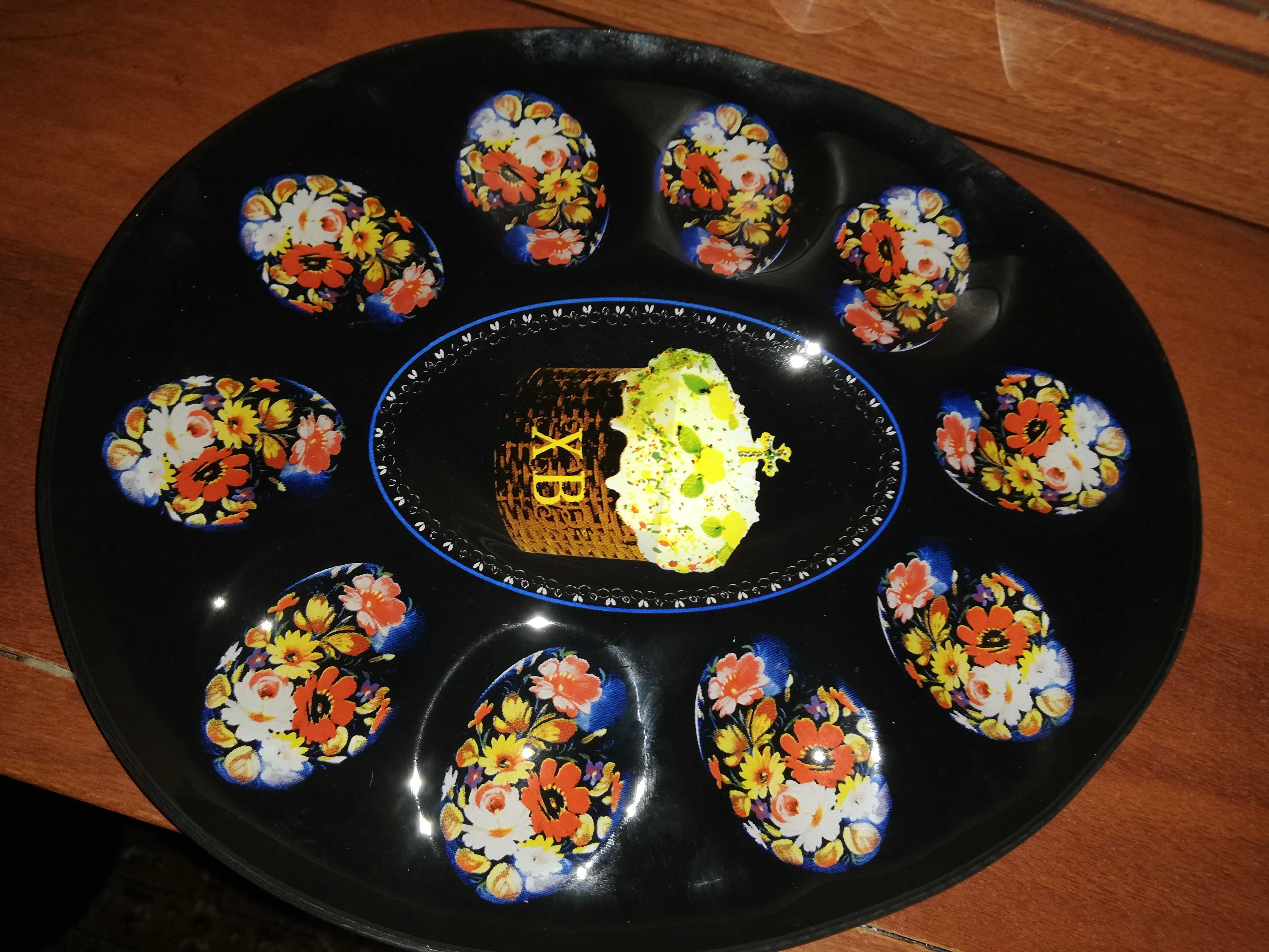 Фотография покупателя товара Подставка стеклянная для яиц Доляна «Пасха», 10 ячеек, 24×20,5 см, цвет чёрный - Фото 6