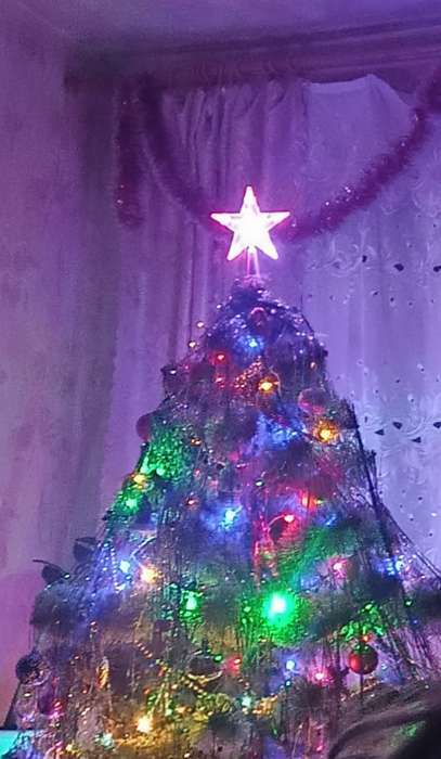 Фотография покупателя товара Светодиодная верхушка на ёлку «Звезда прозрачная» 15 см, 10 LED, провод 2 метра, 220 В, свечение RG/RB