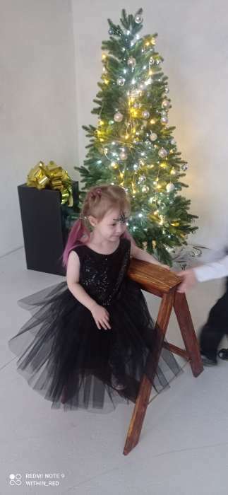 Фотография покупателя товара Платье для девочки с пайетками KAFTAN, размер 32 (110-116), цвет чёрный - Фото 1