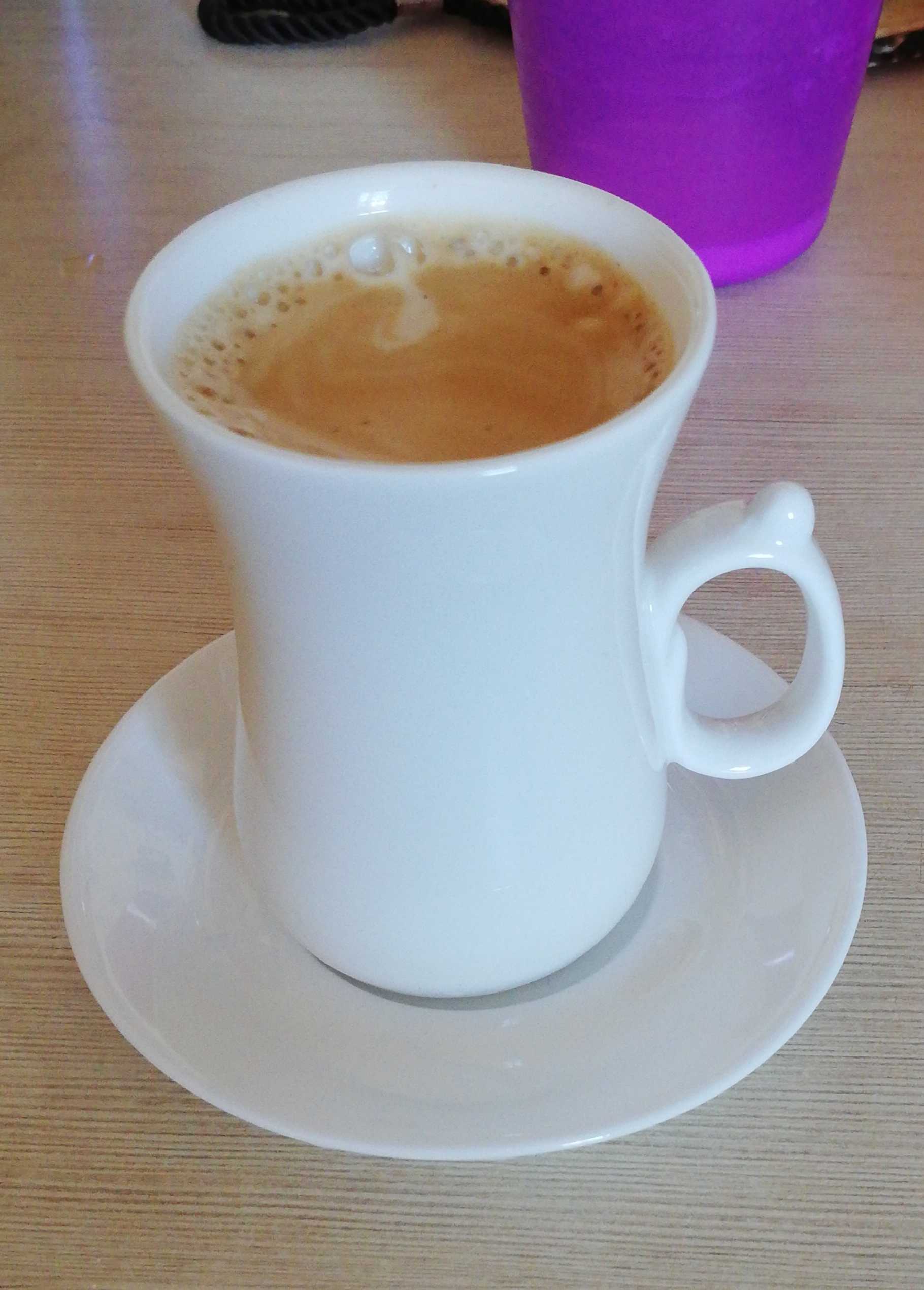 Фотография покупателя товара Кофейная пара фарфоровая Wilmax, 2 предмета: кружка 120 мл, блюдце d=10,2 см, цвет белый - Фото 2