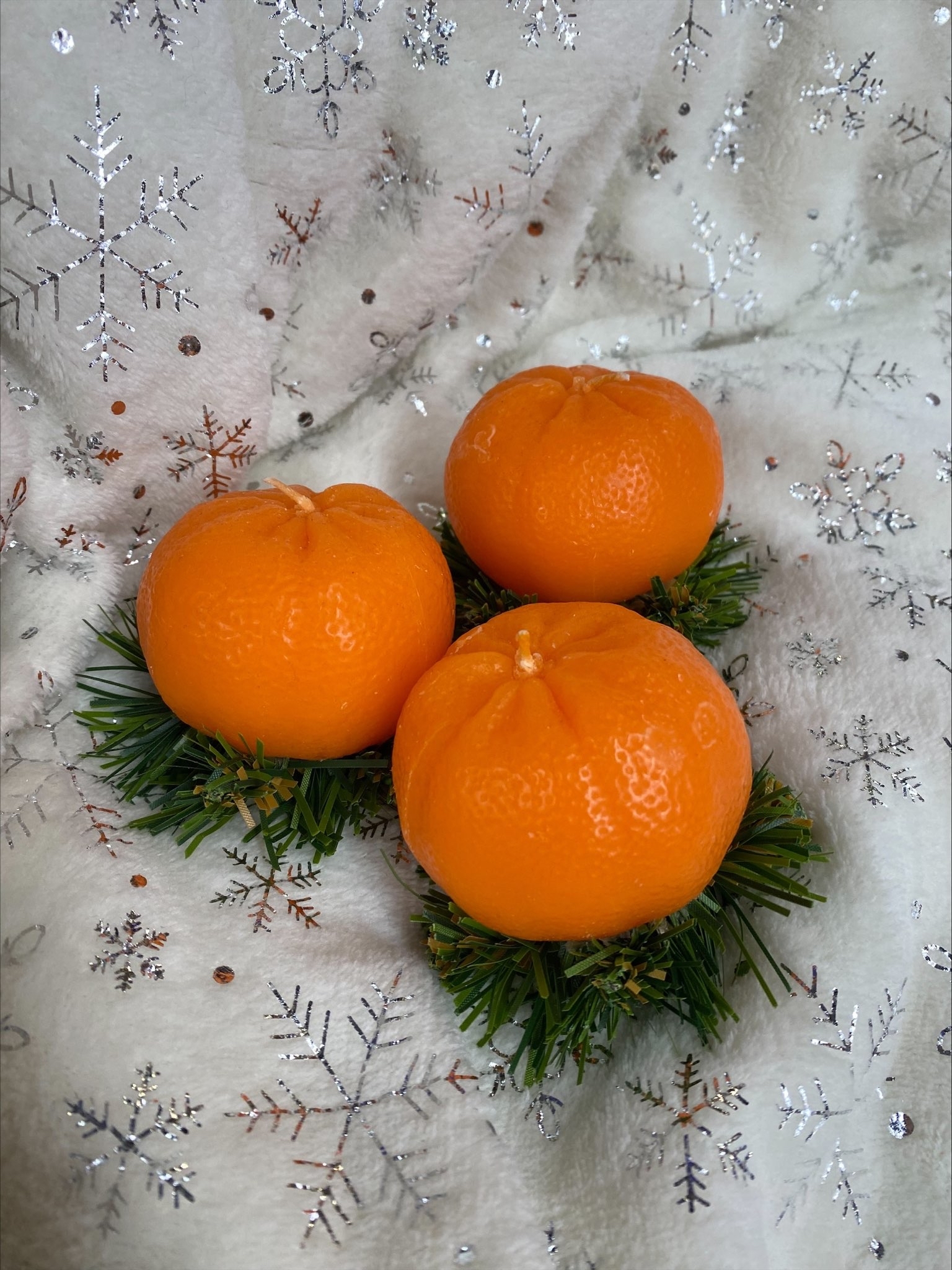 Фотография покупателя товара Свеча декоративная "Новогодний апельсин половинка",10х10х6,2 см - Фото 3