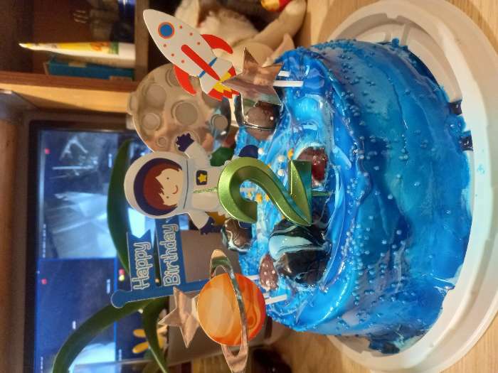 Фотография покупателя товара Набор для украшения торта «С днём рождения. Космос», 7 шт. - Фото 1