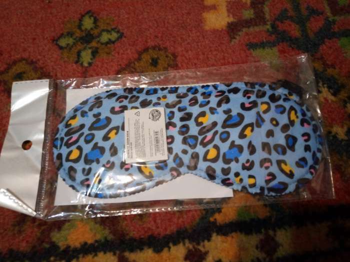 Фотография покупателя товара Маска для сна «Леопард» 19,5 × 8,5 см, резинка одинарная, рисунок МИКС - Фото 2