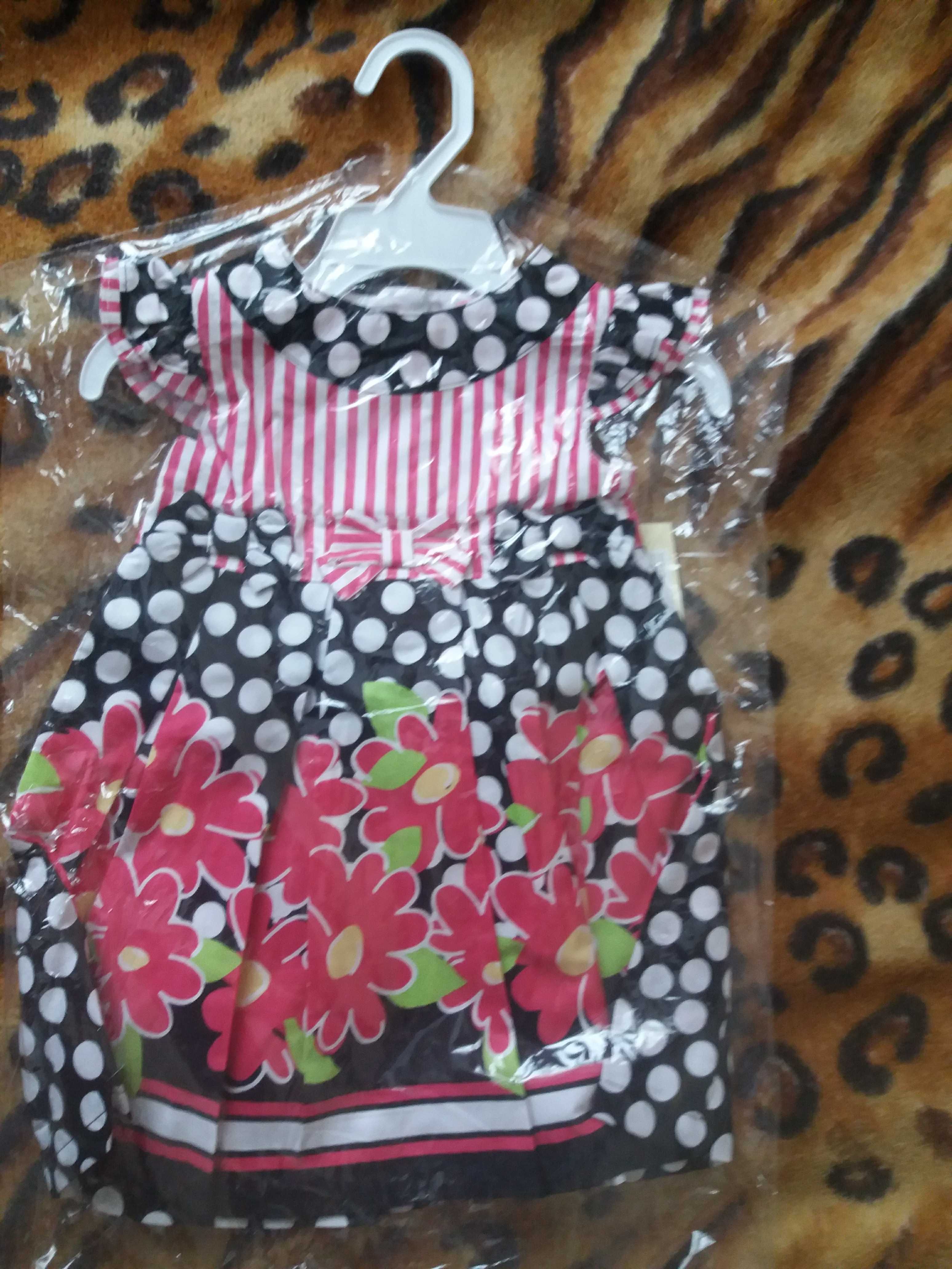 Фотография покупателя товара Платье для девочки "Малиновые цветы", рост 74-80 см (1 год), цвет чёрный - Фото 1
