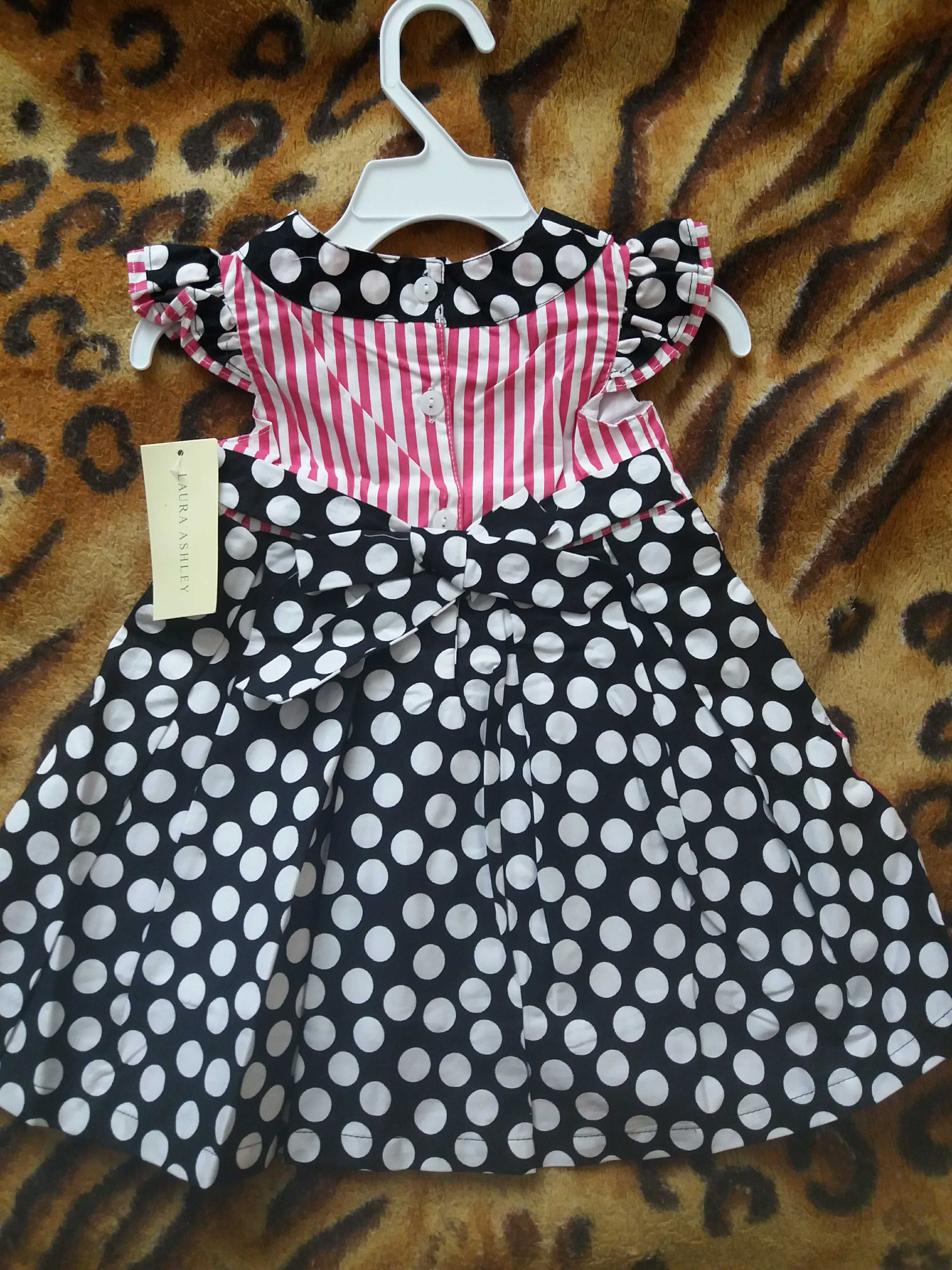 Фотография покупателя товара Платье для девочки "Малиновые цветы", рост 74-80 см (1 год), цвет чёрный - Фото 3