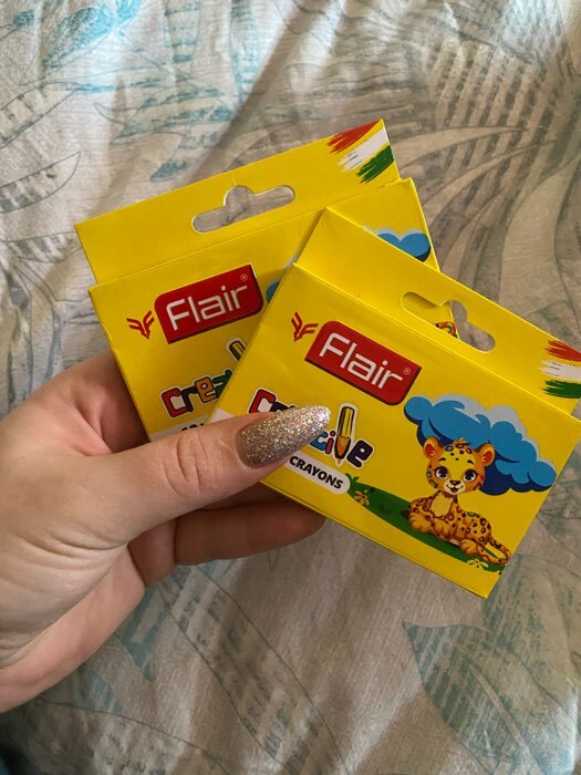 Фотография покупателя товара Мелки восковые 12 цветов Flair Creative mini, круглые, картон, европодвес
