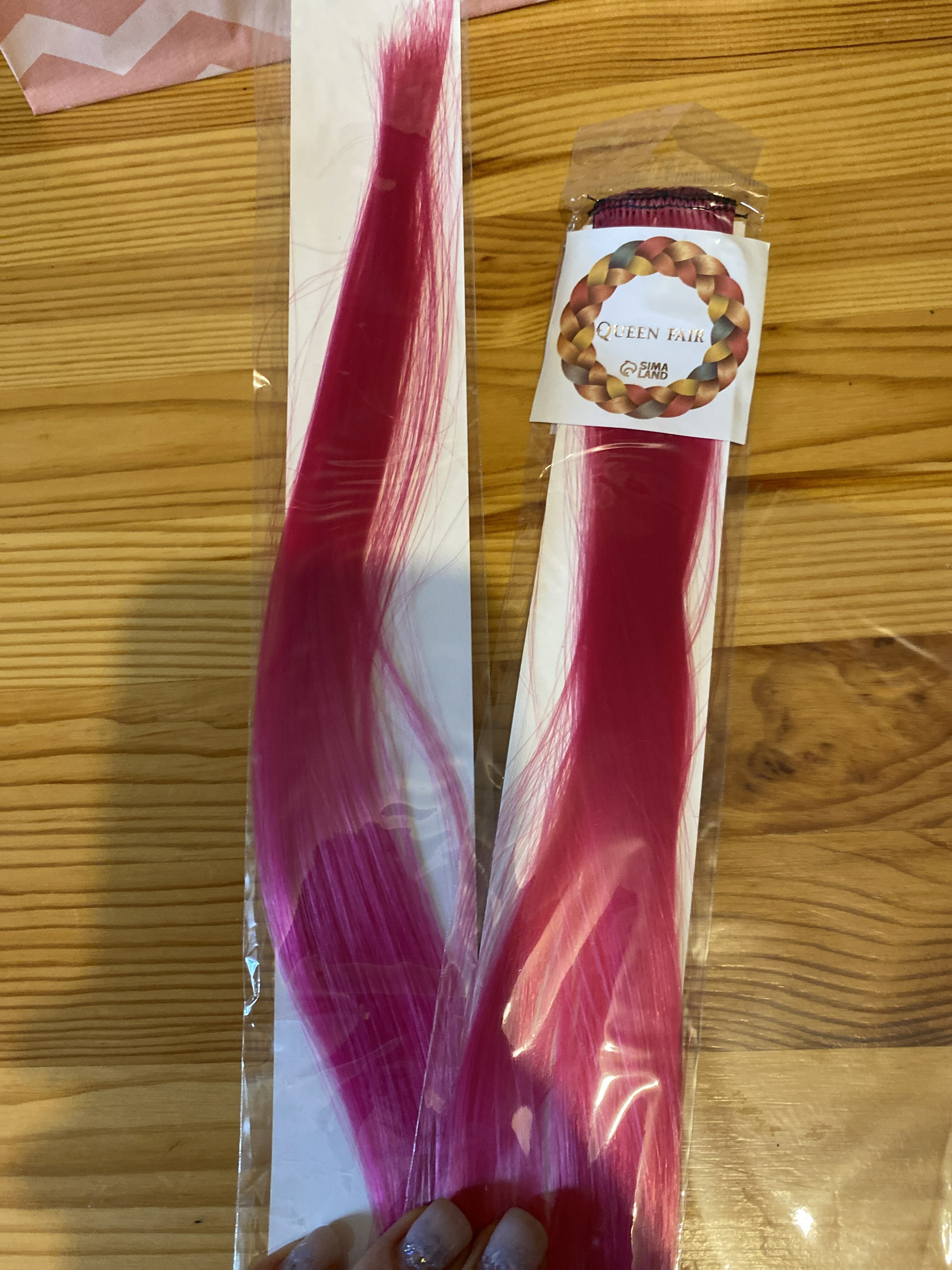 Фотография покупателя товара Локон накладной, прямой волос, на заколке, 50 см, 5 гр, цвет розовый - Фото 1