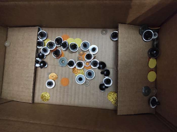 Фотография покупателя товара Глаза винтовые с заглушками, «Блёстки» набор 24 шт, размер 1 шт: 1,8 см, цвет коричневый