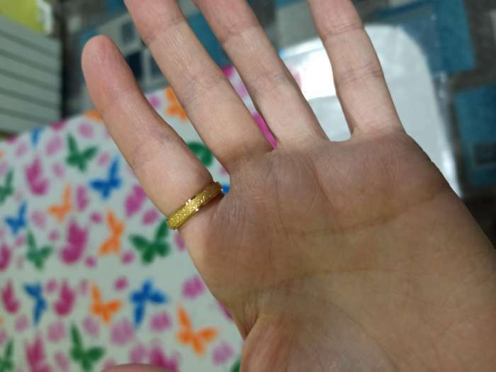 Фотография покупателя товара Кольцо «Классика», цвет золото, 17 размер - Фото 1