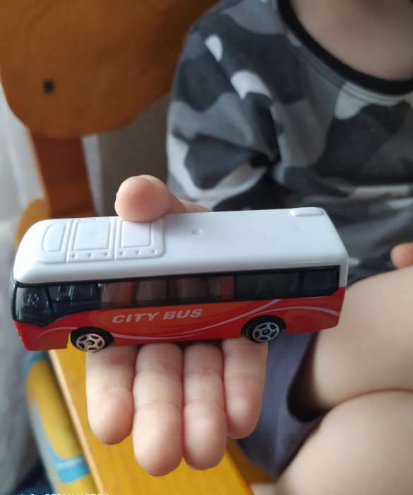 Фотография покупателя товара Автобус металлический «Междугородний», масштаб 1:64, цвет красный - Фото 1