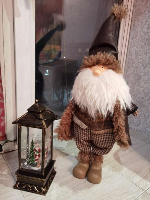 Фотография покупателя товара Кукла интерьерная "Дед Мороз в коричневой шубке с мешком подарков" 27х14х62 см - Фото 5