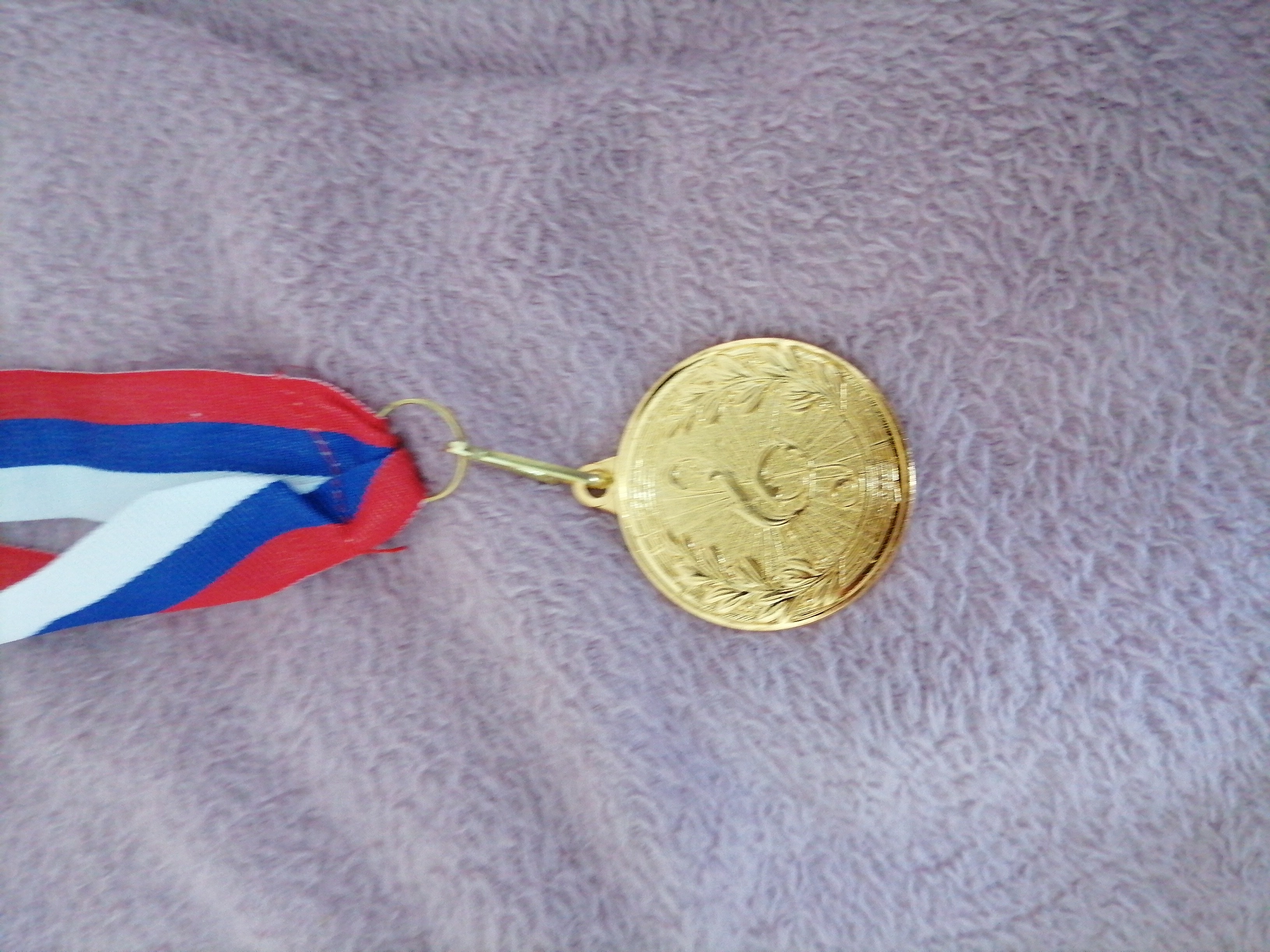 Фотография покупателя товара Медаль тематическая «Музыка», золото, d=4 см