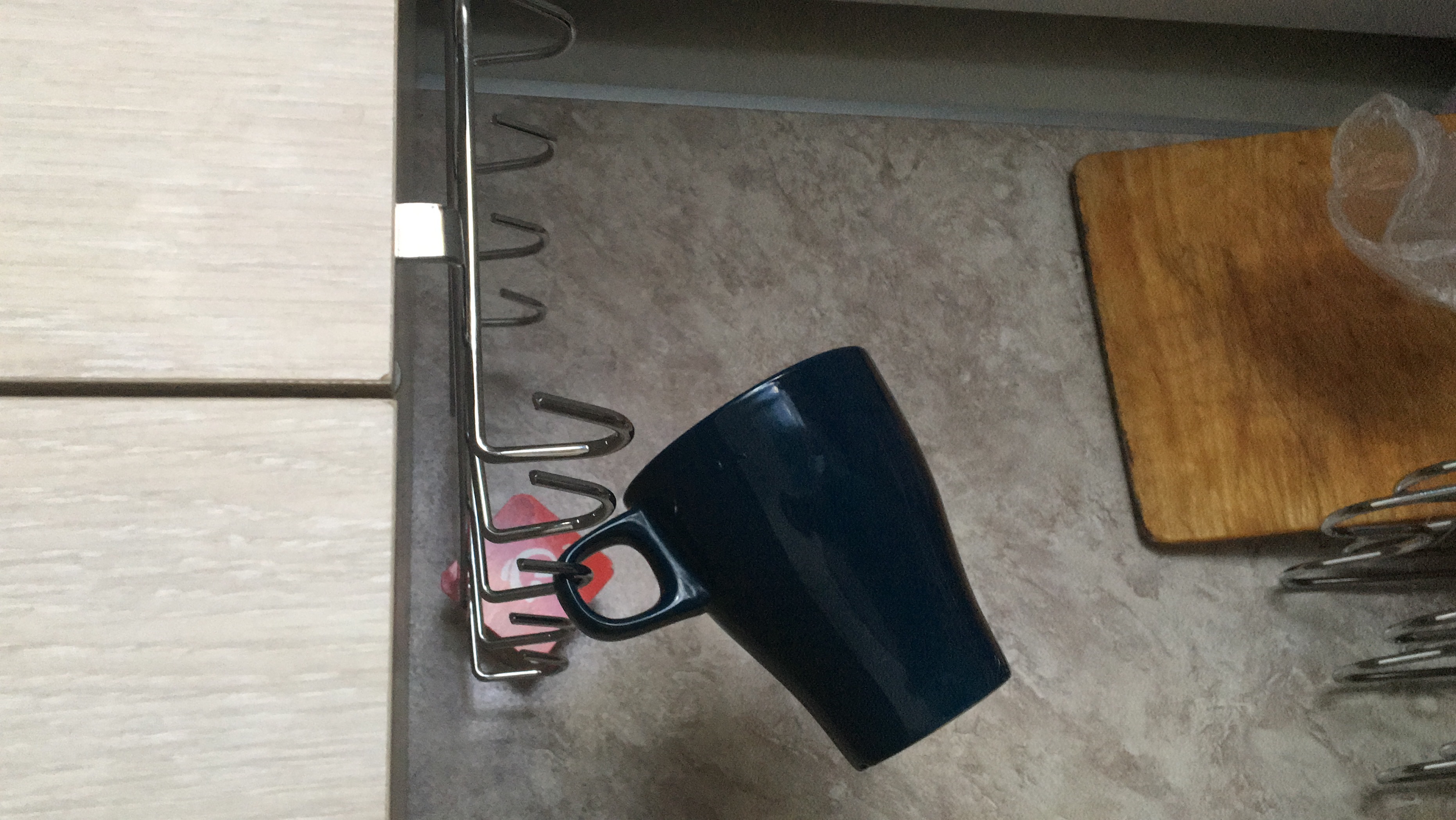 Фотография покупателя товара Держатель для кружек подвесной на 10 предметов Доляна, 27,5×14×6,5 см, цвет серебристый - Фото 13