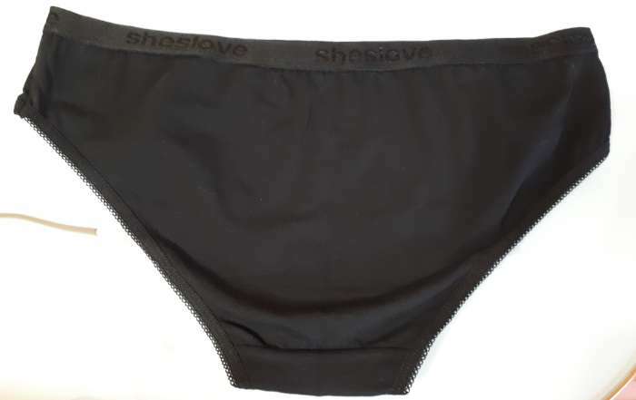 Фотография покупателя товара Трусы женские слипы, цвет чёрный, размер 48-50 (XL) - Фото 3