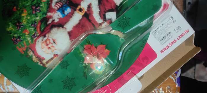 Фотография покупателя товара Тортовница стеклянная с лопаткой Доляна «Счастливый Санта», d=30 см - Фото 2