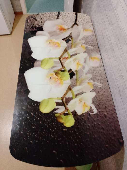 Фотография покупателя товара Стол раздвижной с фп Орхидея белая, 1100/1500х700х777, стекло/пояс венге/ноги хром прямые - Фото 8