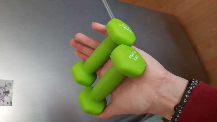 Фотография покупателя товара Гантель неопреновая ONLYTOP, 0,5 кг, цвет зелёный