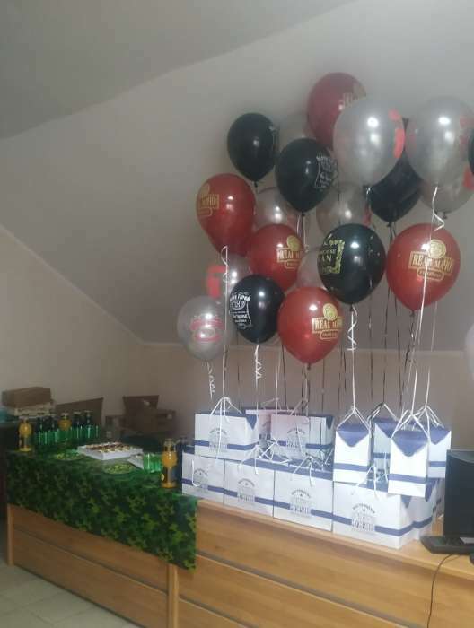 Фотография покупателя товара Пакет—коробка «Лучшему во всем», 23×18×11 см - Фото 1