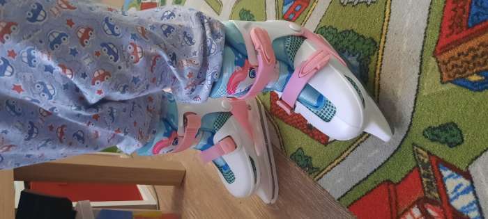 Фотография покупателя товара Коньки ледовые детские раздвижные «Единорожка» 223R, текстиль, пластик размер 30-33 - Фото 2