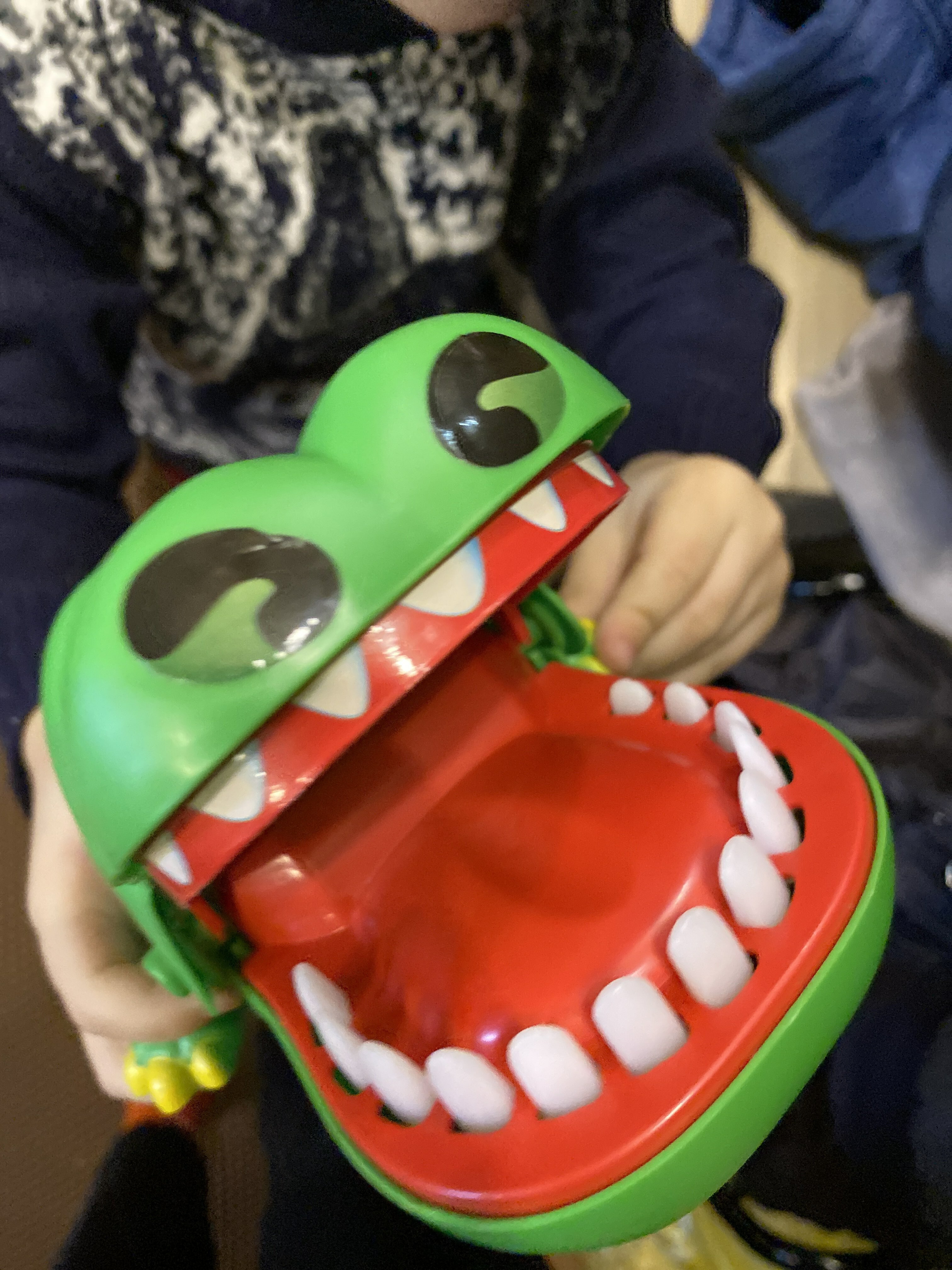 Фотография покупателя товара Настольная игра на реакцию «Безумный крокодил», от 1 игрока, 3+ - Фото 10
