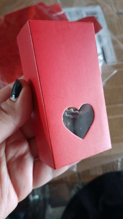 Фотография покупателя товара Коробка под бижутерию, упаковка, «Красная», 10 х 5 х 3 см - Фото 3