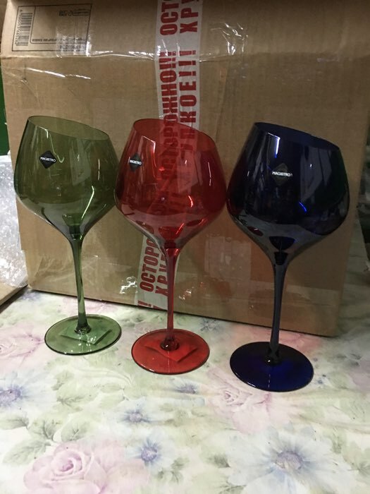 Фотография покупателя товара Бокал из стекла для вина Magistro «Иллюзия», 540 мл, 10×24 см, цвет синий