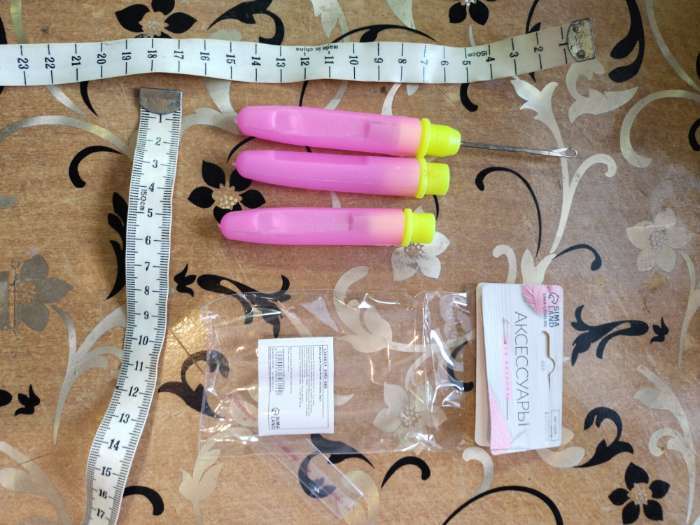 Фотография покупателя товара Игла для поднятия петель, с колпачком, 14 см, d = 0,8 мм, цвет розовый/жёлтый - Фото 3