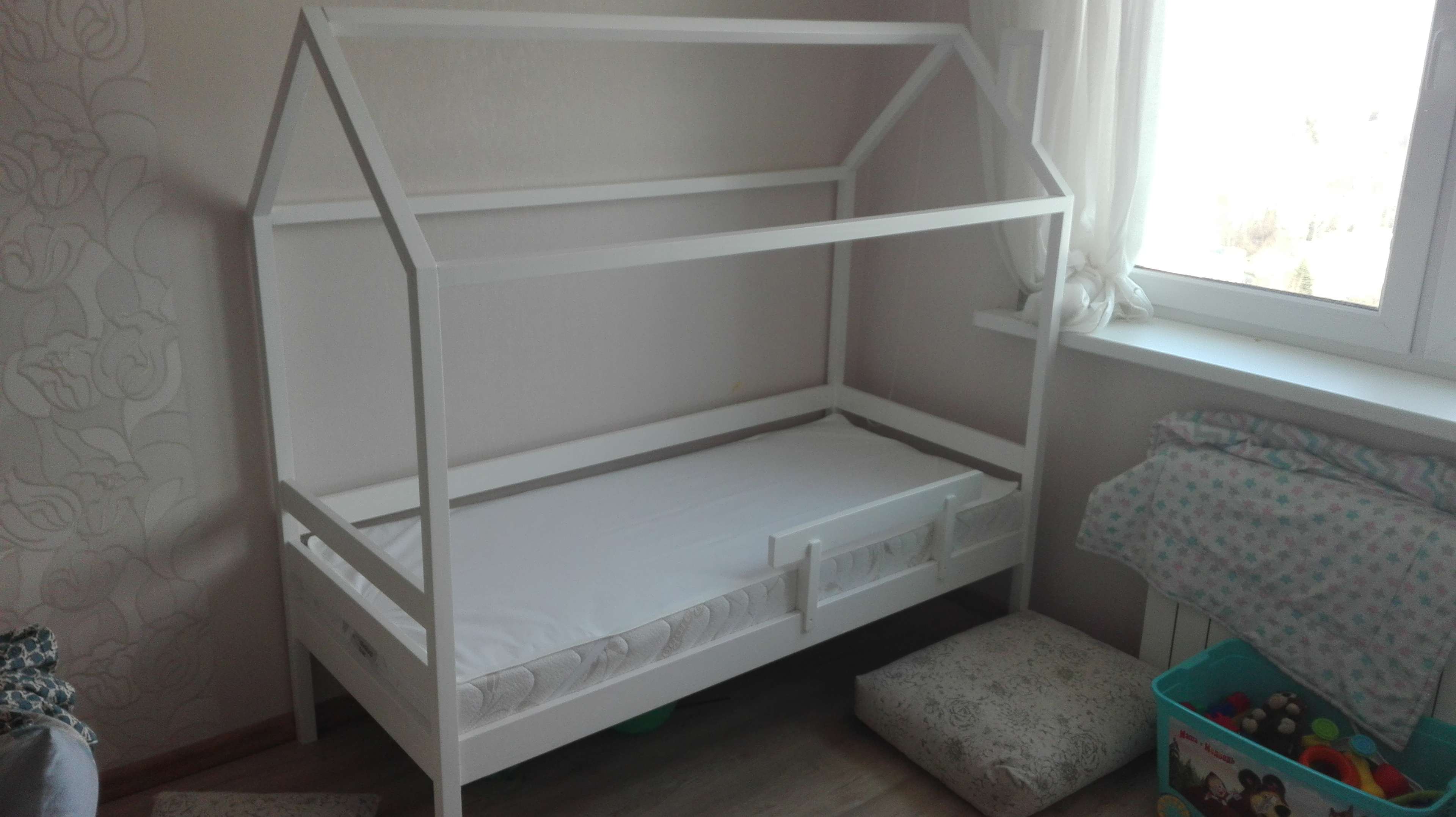 Фотография покупателя товара Кровать домик №11, 70х160 см, без бортика, цвет белый