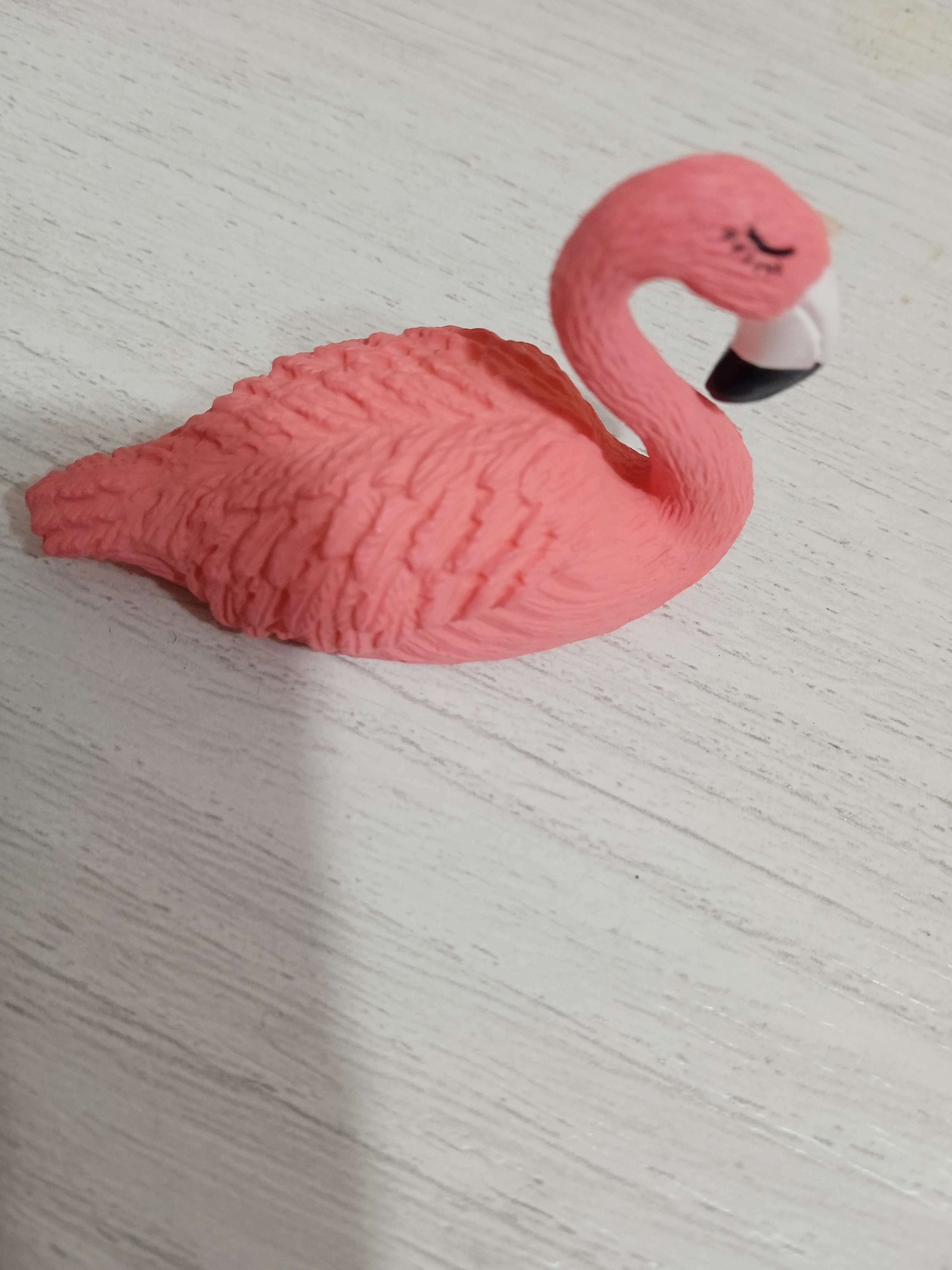 Фотография покупателя товара Сувенир пластик "Розовый фламинго" МИКС 3,7х4,7х2,1 см - Фото 1