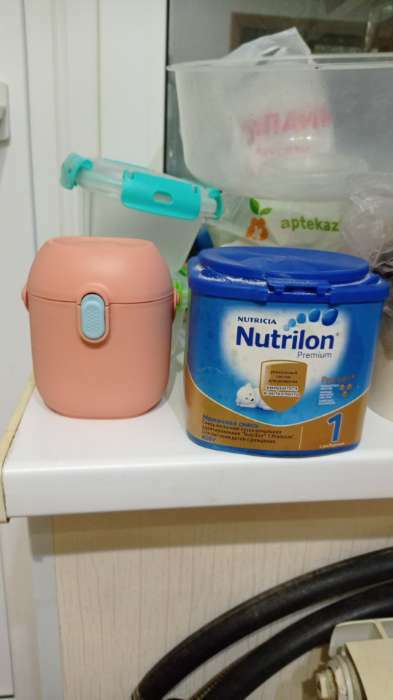 Фотография покупателя товара Контейнер для хранения детского питания 450 мл., с ложкой, цвет персиковый - Фото 1