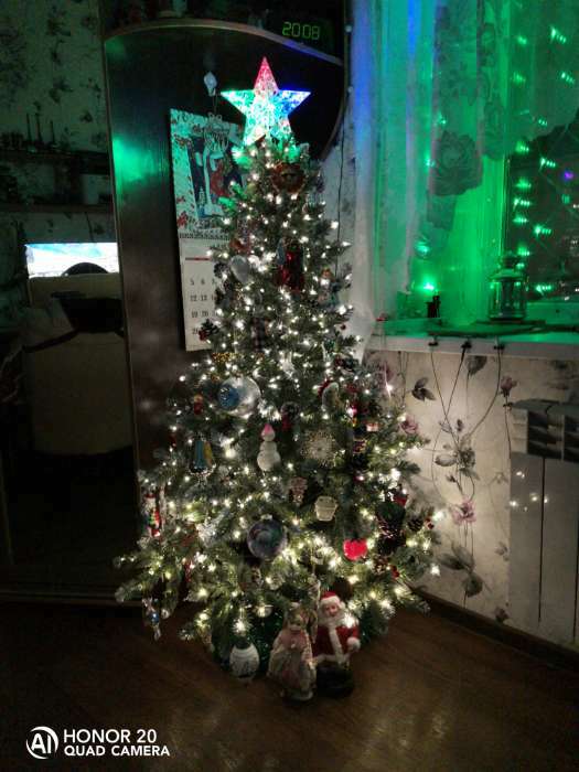 Фотография покупателя товара Светодиодная верхушка на ёлку «Звезда белая» 22 см, 15 LED, провод 2 метра, 220 В, свечение мульти - Фото 3