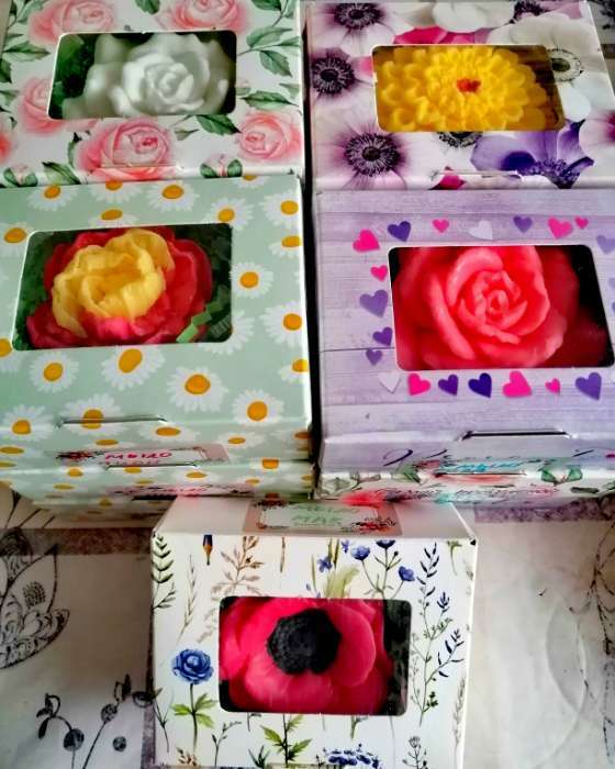 Фотография покупателя товара Кондитерская упаковка, коробка с ламинацией «Flowers», 10 х 8 х 3.5 см - Фото 2