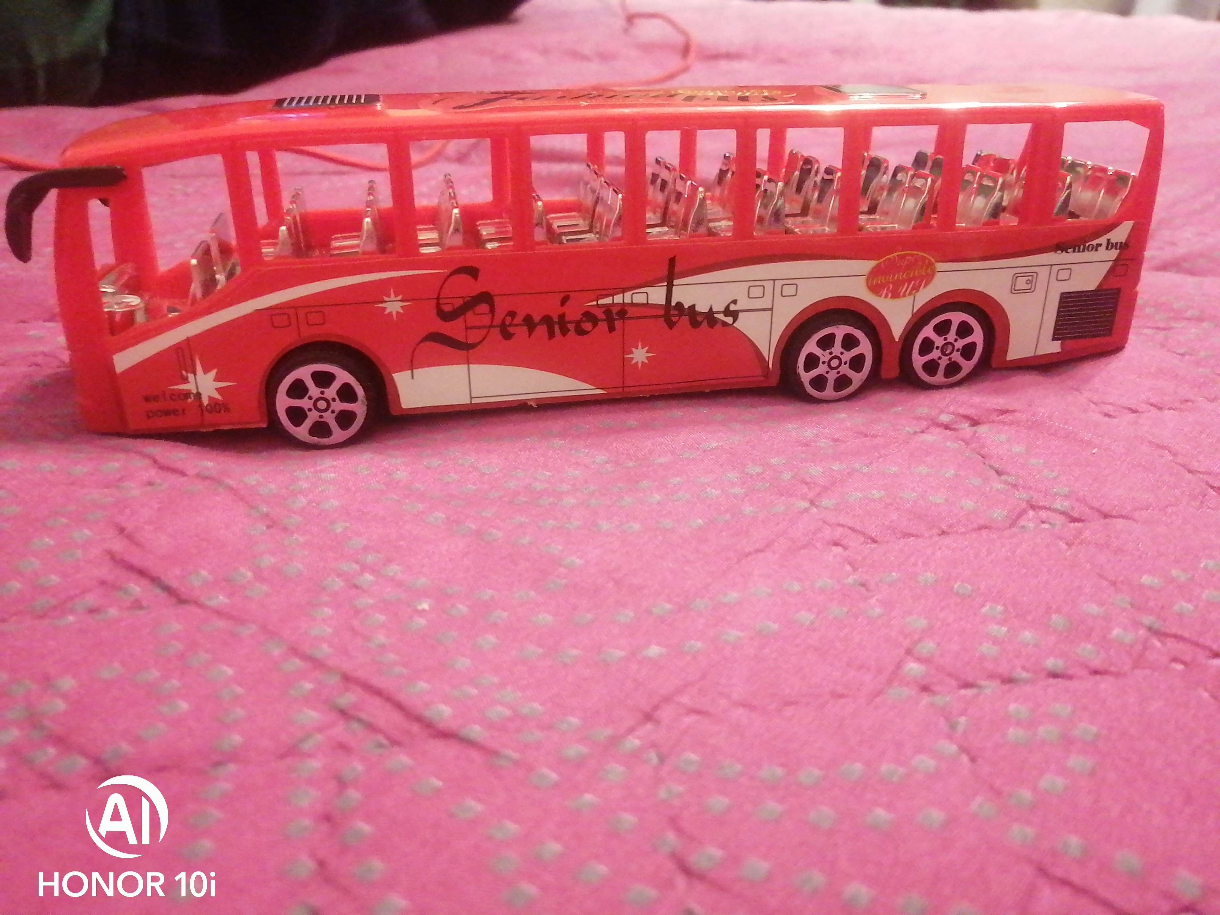 Фотография покупателя товара Автобус инерционный «Перевозчик», цвета МИКС - Фото 2