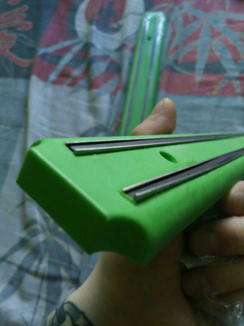 Фотография покупателя товара Держатель для ножей магнитный Доляна, 38 см, цвет зелёный - Фото 3