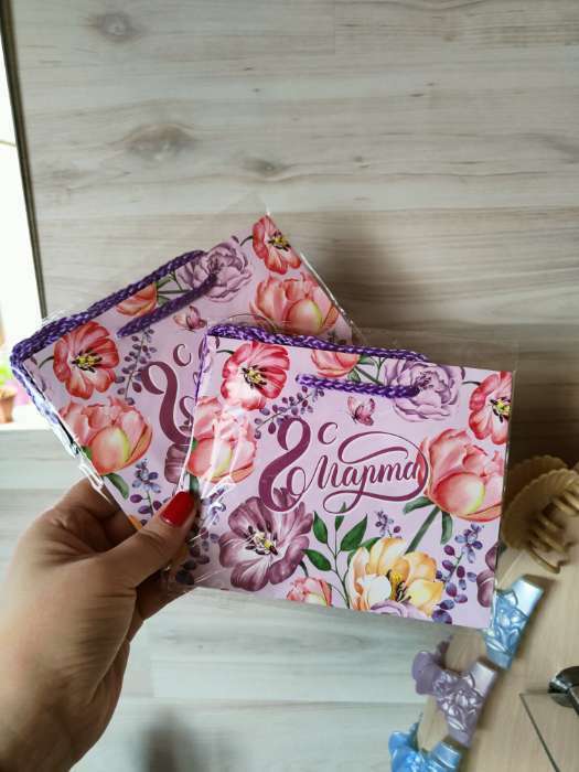 Фотография покупателя товара Пакет подарочный ламинированный горизонтальный, упаковка, «Цветы для тебя», S 12 х 15 х 5,5 см