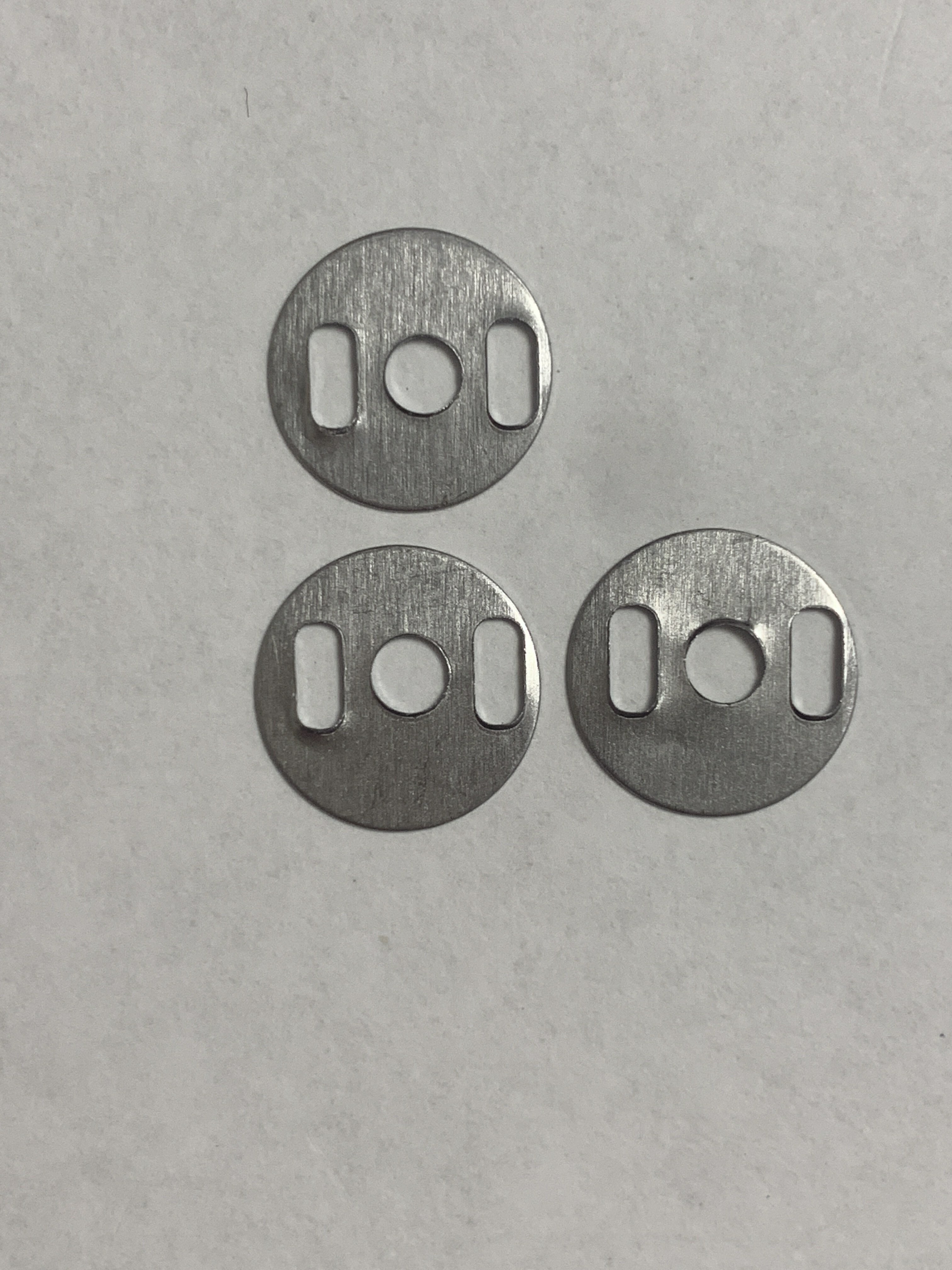 Фотография покупателя товара Кнопки магнитные, d = 18 мм, 10 шт, цвет серебряный - Фото 5