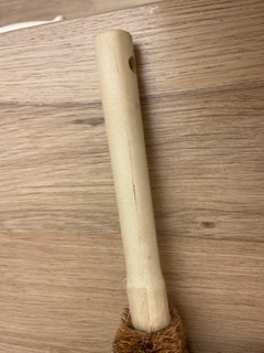 Фотография покупателя товара Щётка для чистки посуды Доляна, 8×4,5×23 см, щетина кокос, деревянная ручка - Фото 16