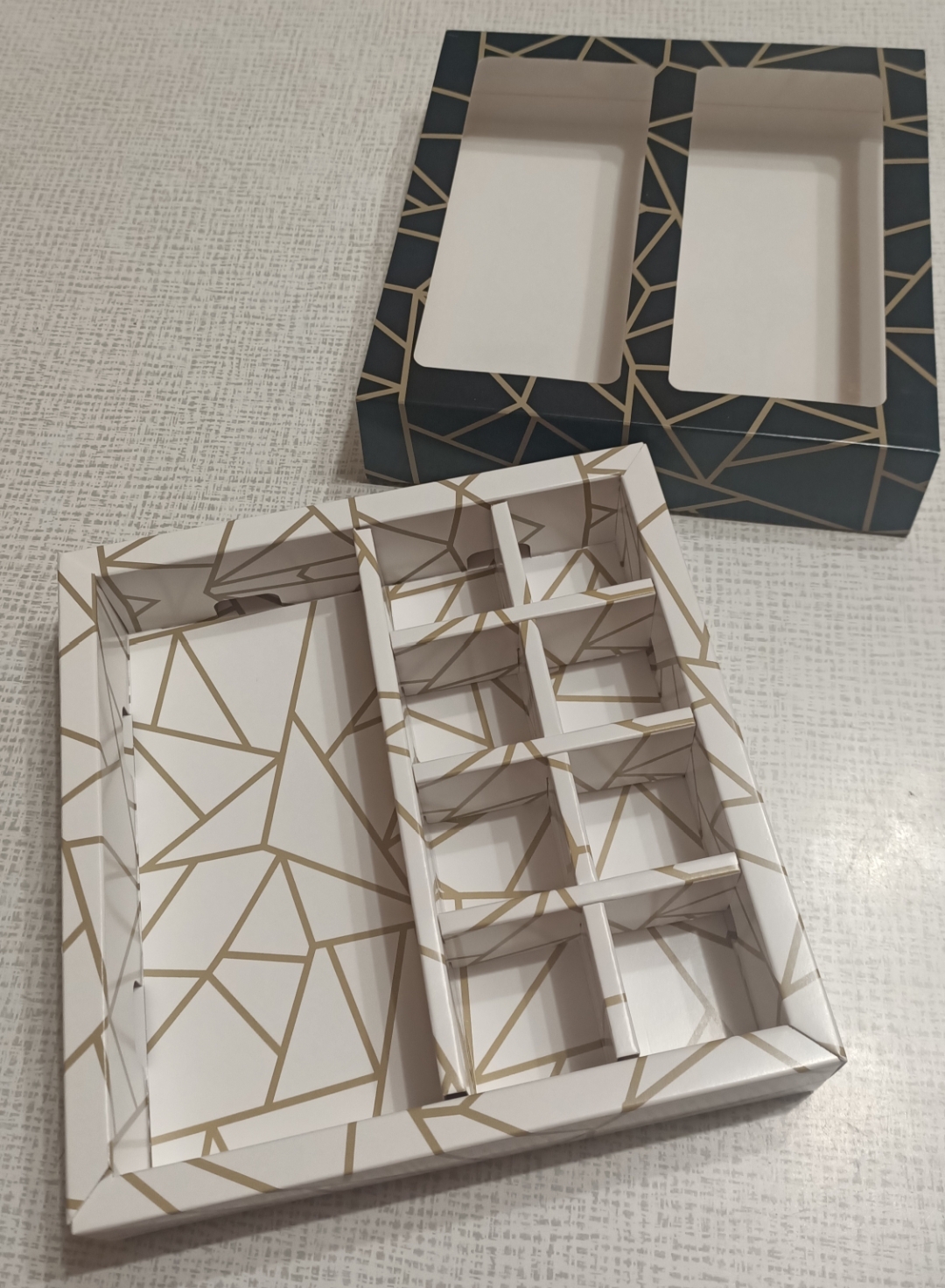 Фотография покупателя товара Коробка под 8 конфет + шоколад, с окном, геометрия, черно-белая, 17,7 х 17,85 х 3,85 см - Фото 2