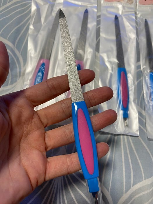 Фотография покупателя товара Пилка-триммер металлическая для ногтей, прорезиненная ручка, с защитным колпачком, 16 см, цвет МИКС - Фото 1