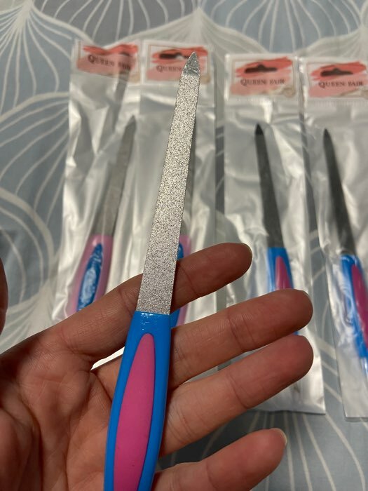 Фотография покупателя товара Пилка-триммер металлическая для ногтей, прорезиненная ручка, с защитным колпачком, 19 см, цвет МИКС - Фото 4