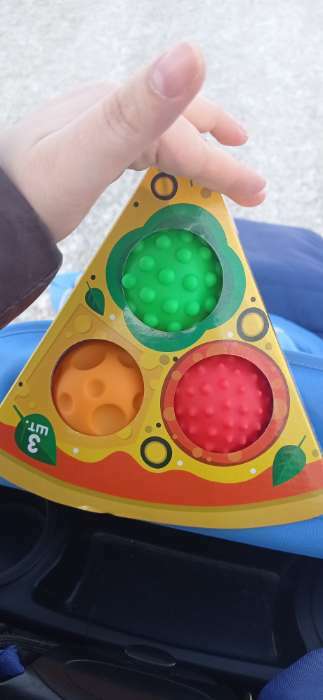 Фотография покупателя товара Набор развивающих тактильных мячиков «Пицца», с пищалкой, 3 шт, Крошка Я