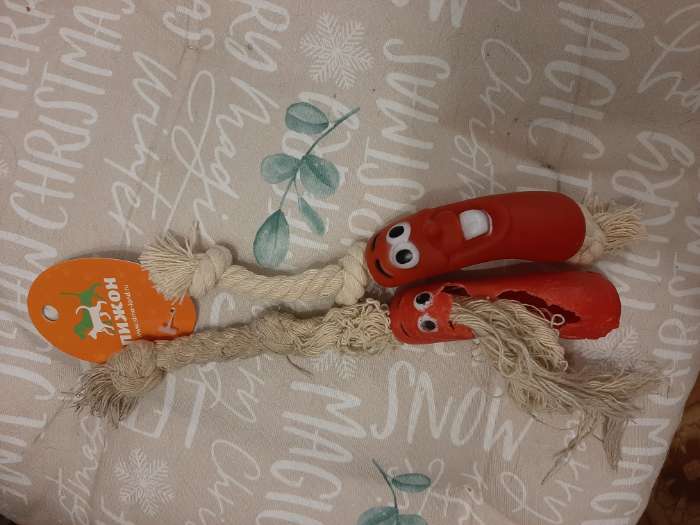 Фотография покупателя товара Игрушка "Весёлая сосиска на верёвке" для собак, 14 см